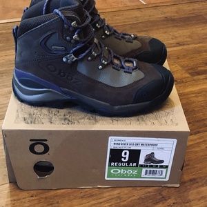 Women’s size 9 Oboz Hiking Boots -
